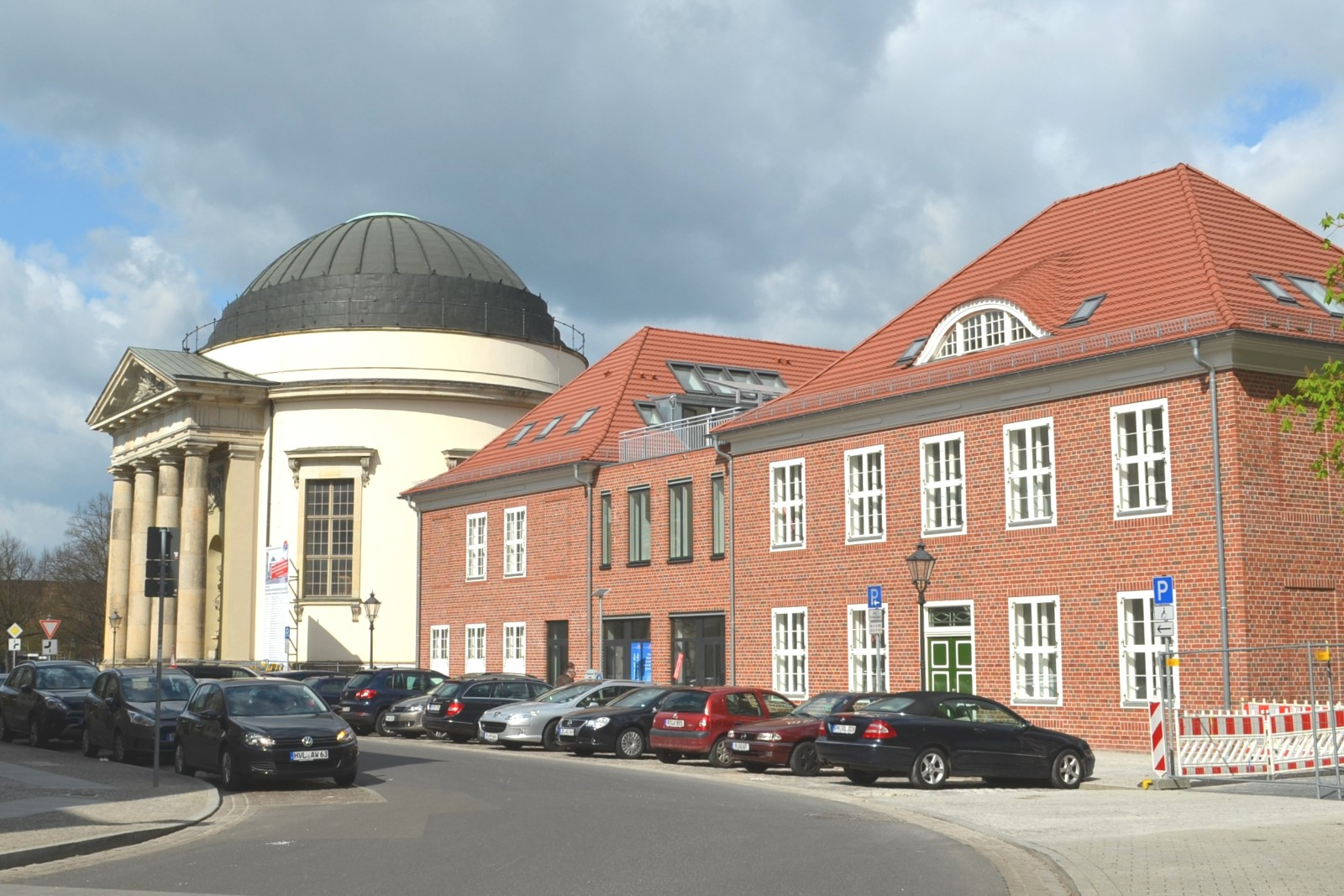 Wohnen und Kultur an der Französischen Kirche