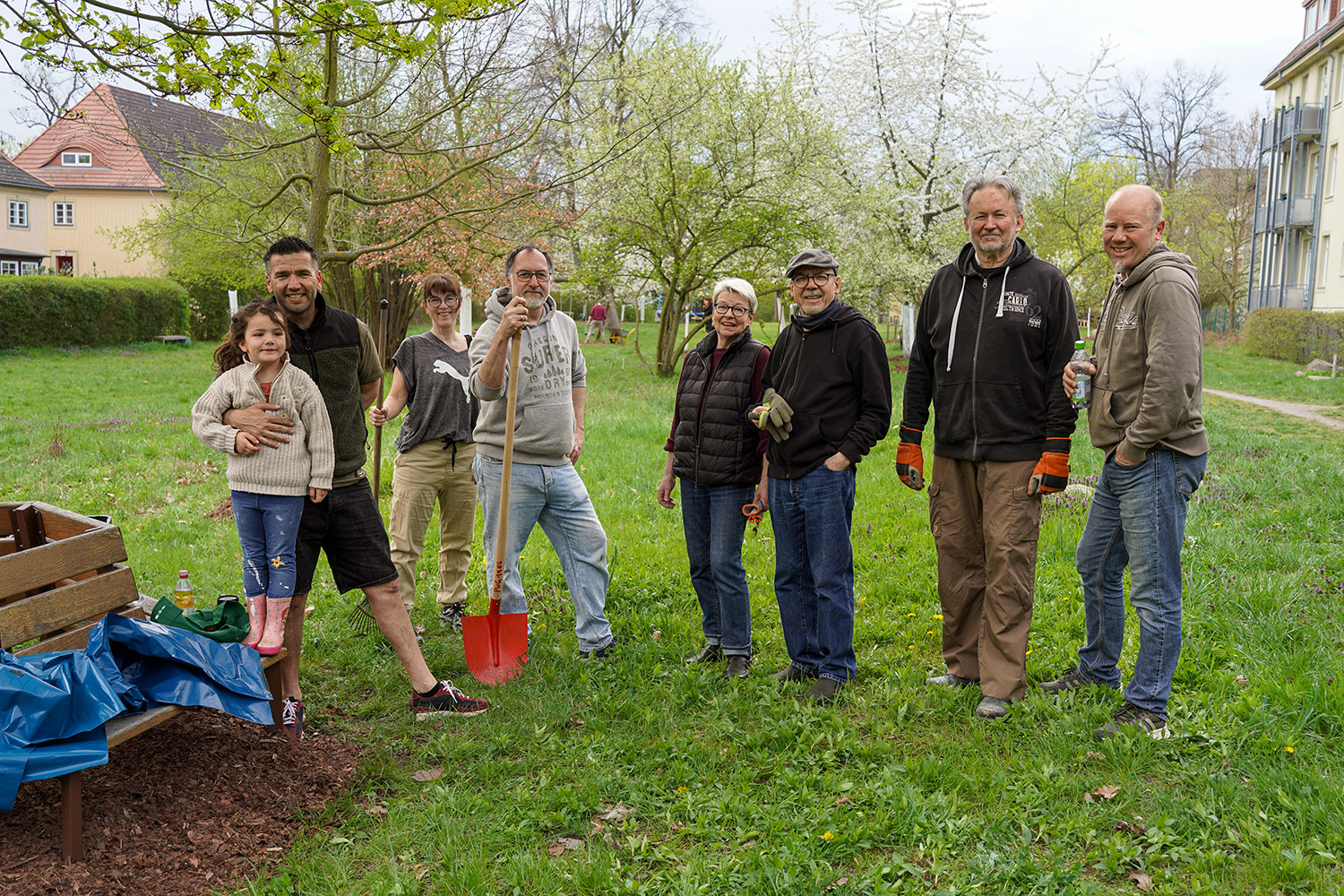 Mehr als 250 Mitglieder beim Frühjahrsputz im Einsatz