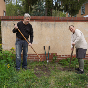 Voller Elan beim Umgraben